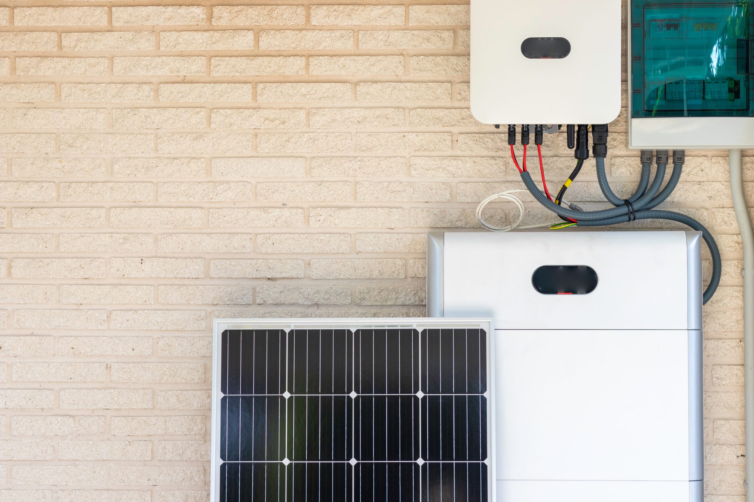 Thuisbatterij - meer doen met eigen opgewekte zonnestroom | BollenstreekSolar